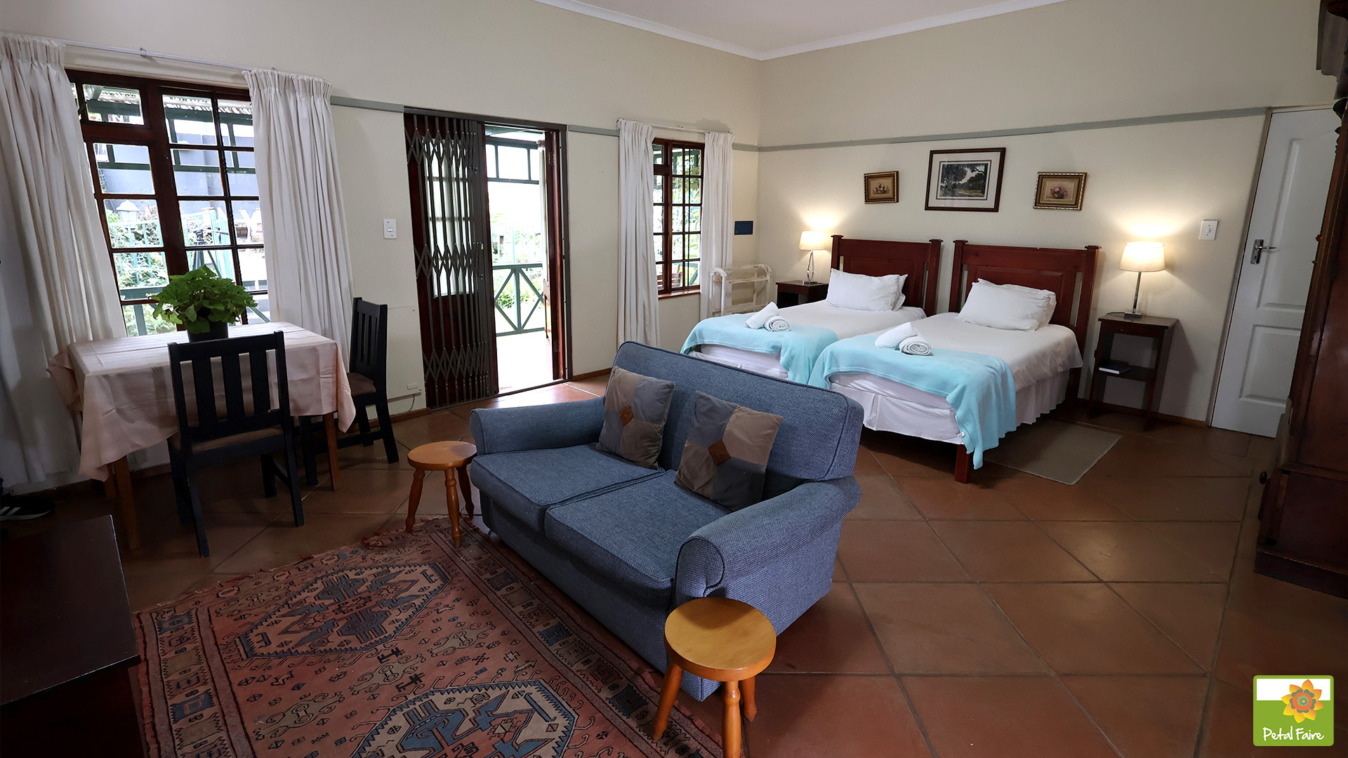Petal Faire Cottage | Buddleja room view